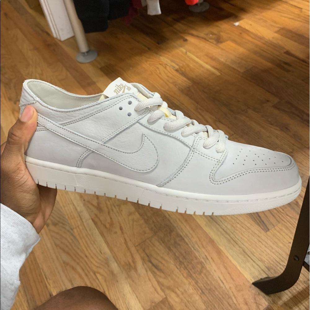 SB ZOOM DUNK LOW PRO DECON